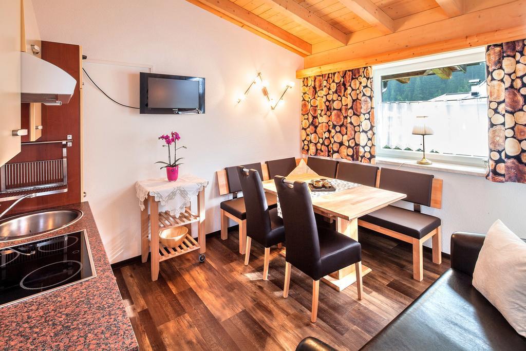 Gletscherchalet Sankt Leonhard im Pitztal Bagian luar foto
